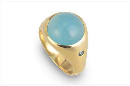 Kennedy.flush cap and gem ring