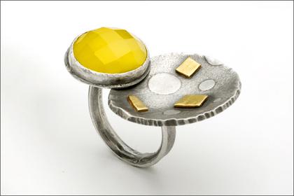Werger.yellow rose cut rings