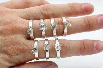 Keast.prong silver rings with clear stones