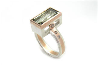 Acebo.rectangle ring