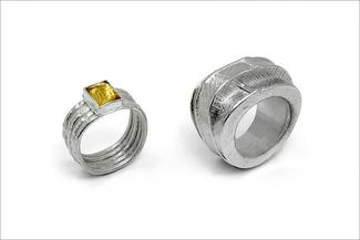 Glimp.Silver Rings with yellow stone
