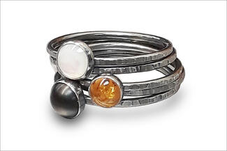 Glimp.Stack of Rings