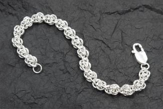 Karon.silver bracelet curved