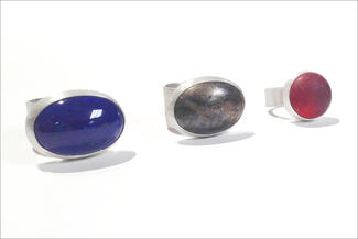 Lawton.three rings with cabs