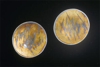 LewtonBrain.scratchy circles in gold