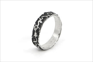 New.etched rings