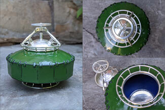 Quinn.twist top green container