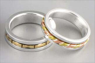 Vanaria.silver and multi color rings