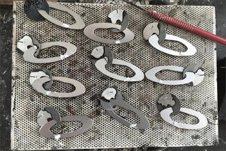 Leppo.oval shapes on soldering area