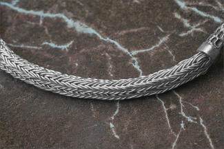 Ita.woven close up