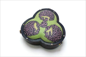 Pellini.luster enamel form