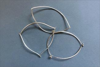 Werger.pointed bangles